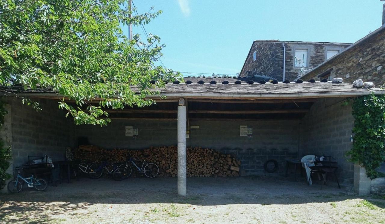 Apartamentos Rio Eo San Tirso de Abres Exteriör bild